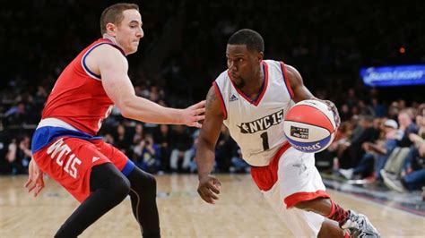 kevin hart gucci jacket green all star game|Kevin Hart's rise and fall as the GOAT of the NBA Celebrity All .